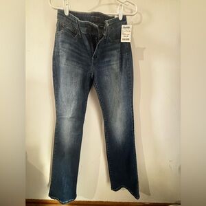 Lucky Brand Women’s Dark Wash Jeans